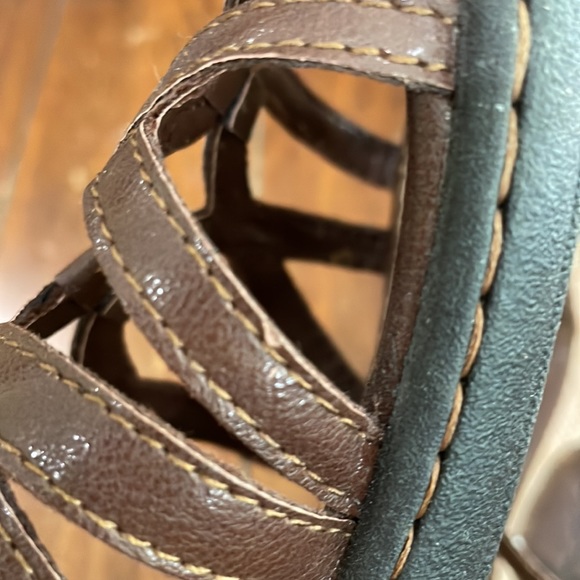 b.o.c. brown sandals (sz 7) - Picture 8 of 8